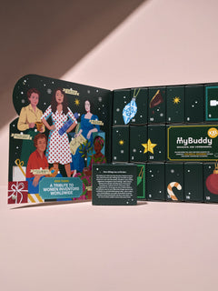 myBuddy Adventskalender 2026, geoeffneter Kalender mit XXL-Box, rosa Hintergrund